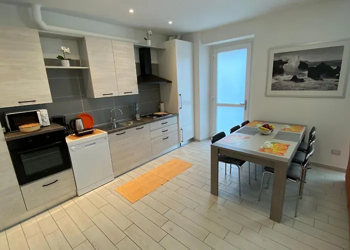 Canada * ستريزا